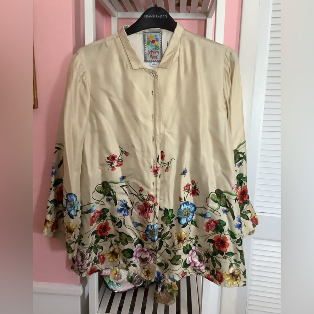 Johnny was xs runs big silk swing top EUC